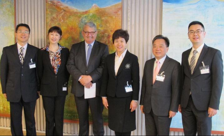 Qin Boyong visits SAI of Norway